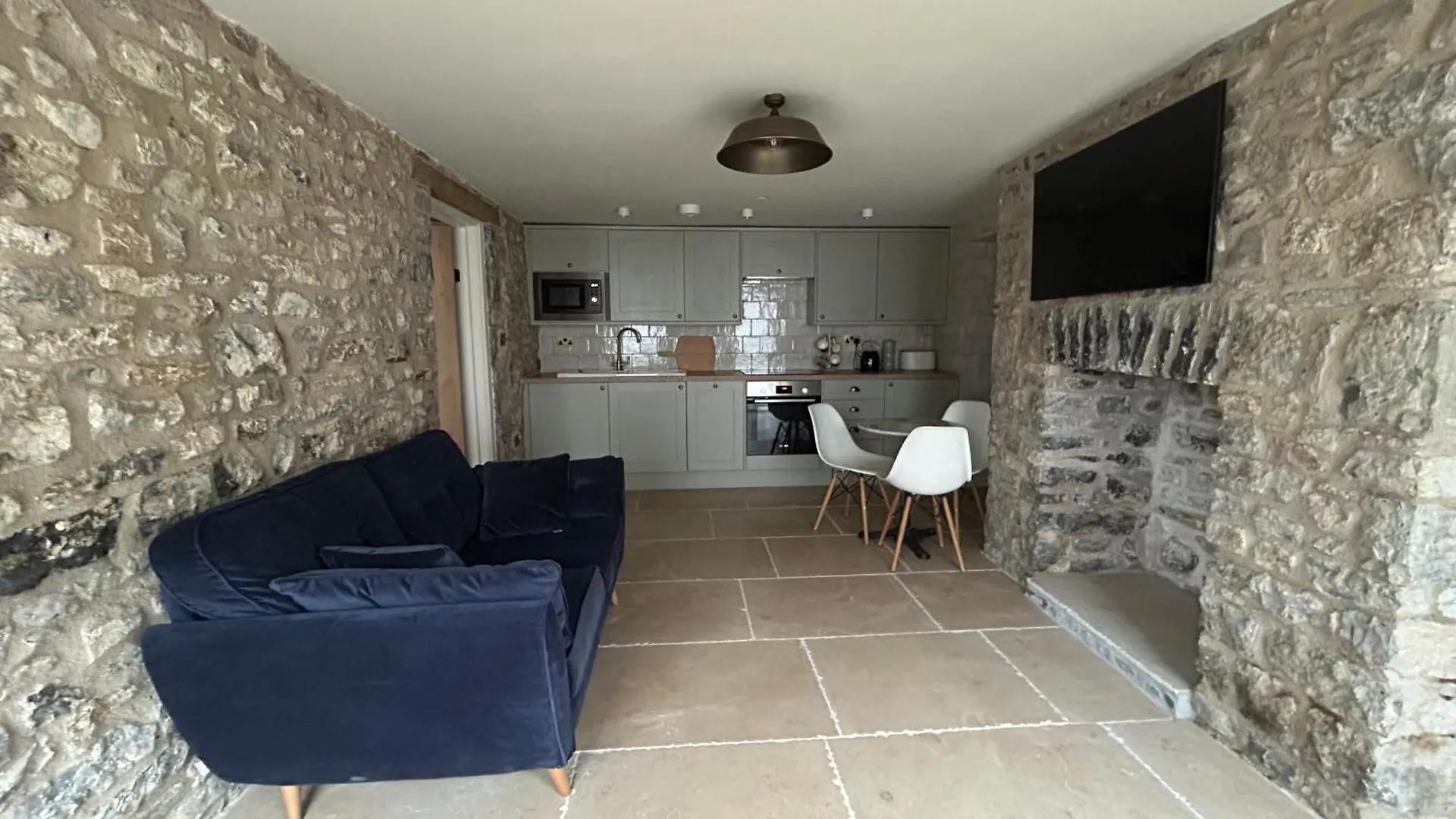 1 Cruck Cottage Cowbridge United Kingdom